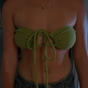Green crop top